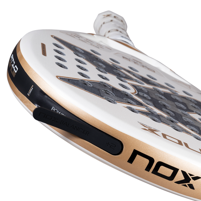 Rakieta do padla Nox AT10 Luxury Genius 12K Alum XTREM 2026