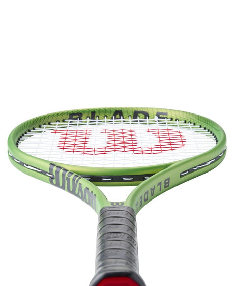 Rakieta tenisowa Wilson Blade Feel 100 zielona - naciągnięta