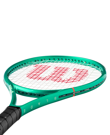 Rakieta juniorska Wilson Blade 26" V10 - naciągnięta