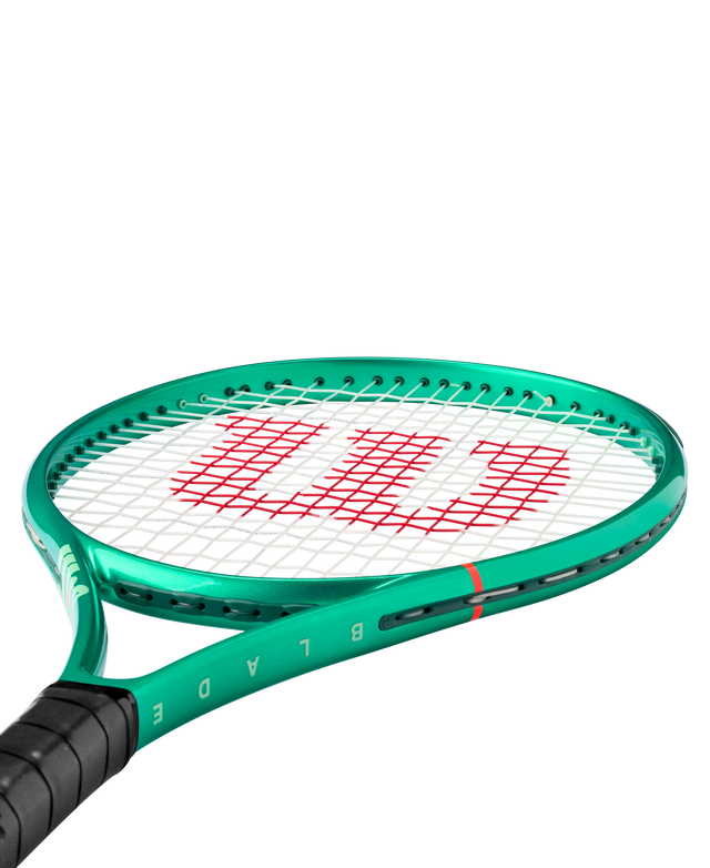 Rakieta juniorska Wilson Blade 26" V10 - naciągnięta