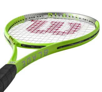 Rakieta tenisowa Wilson Blade Feel RXT 105 - naciągnięta
